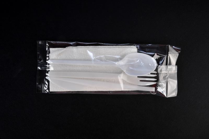 Accessories in a set (spoon, fork, knife, napkin)