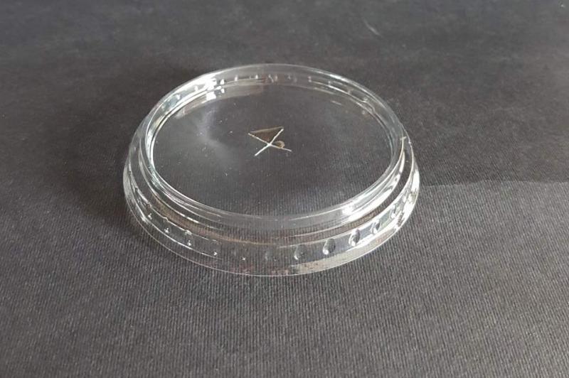 Flat lid for glass